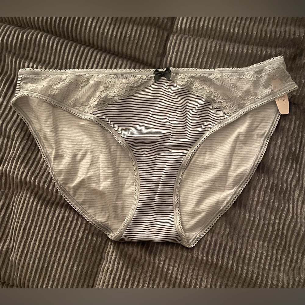 Victoria Secret women’s low rise bikini XL panty